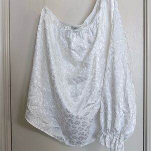 JODIFL Ivory Animal Pattern Blouse